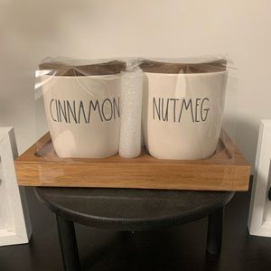 NWT Rae Dunn CINNAMON & NUTMEG Cellars